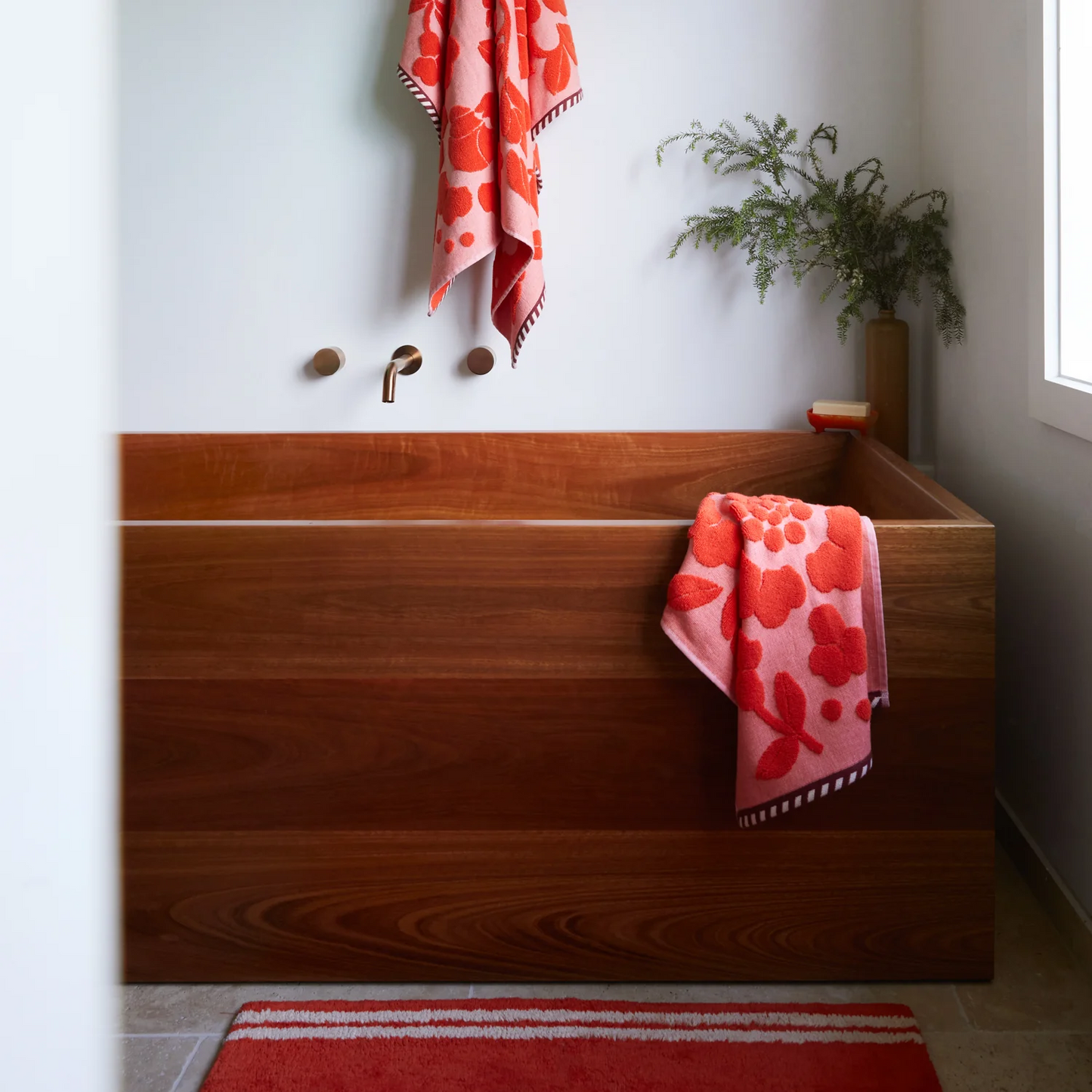 Florence Hand Towel - Cherry