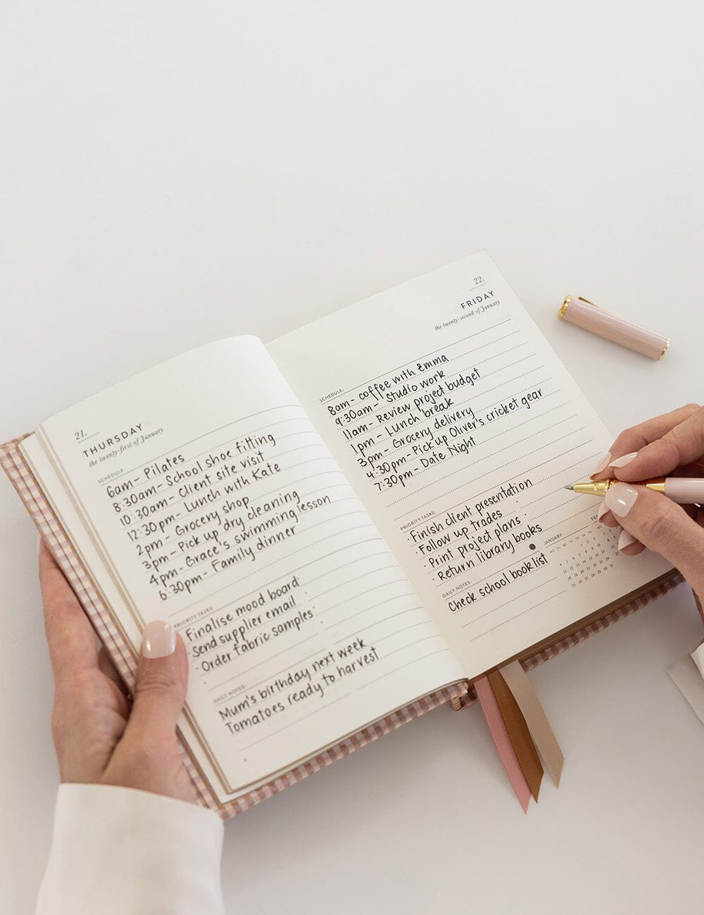 2027 Day to A Page Planner