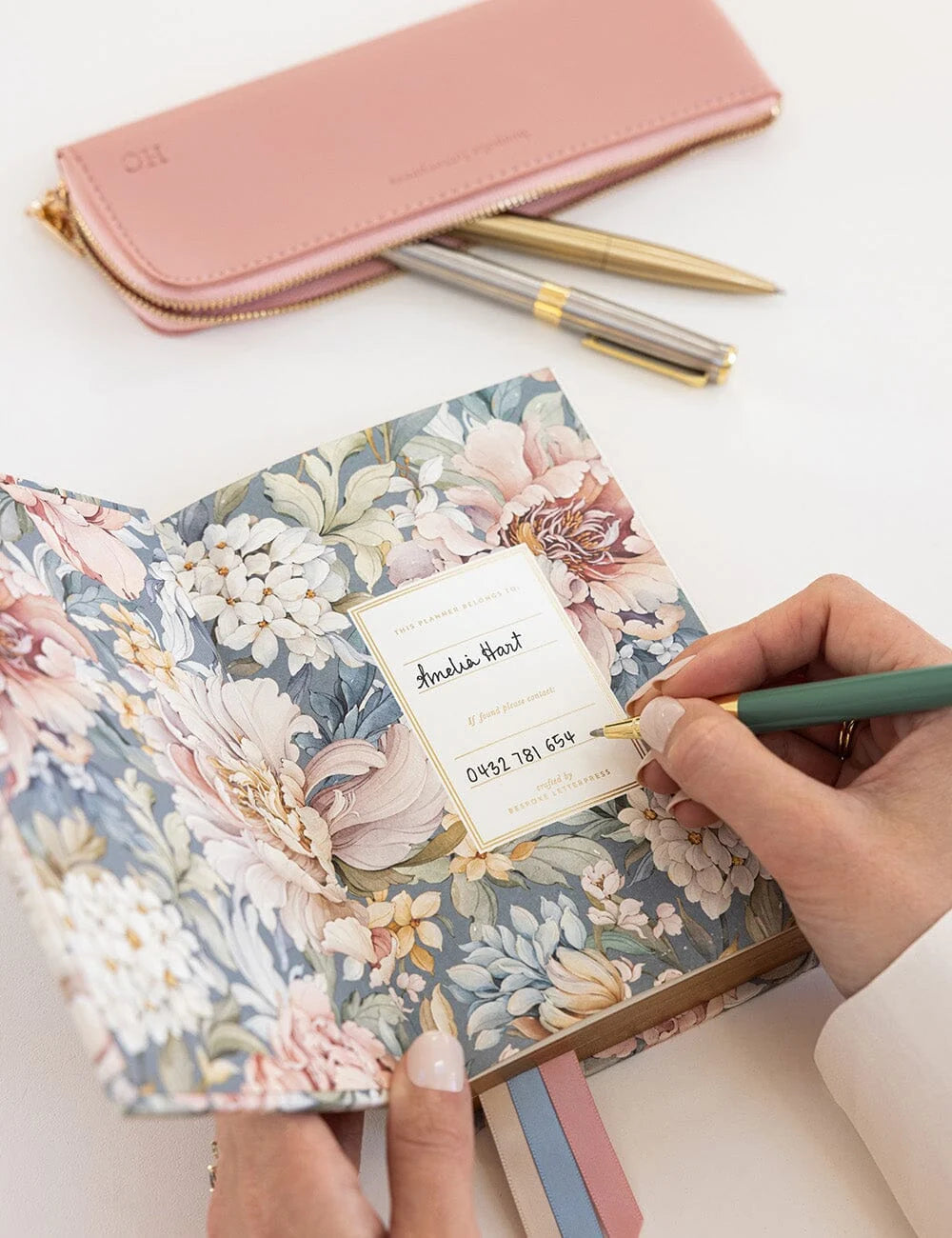2027 Day to A Page Planner