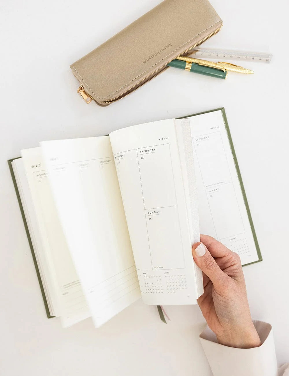 2027 Weekly Petite Vertical Planner