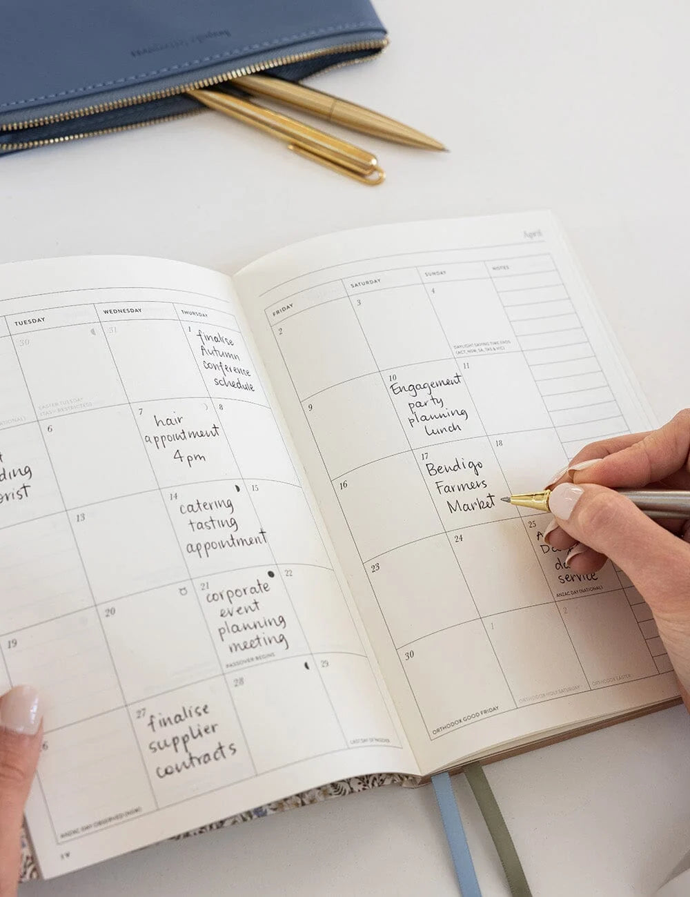 2027 Weekly Productivity Planner - Forget me not