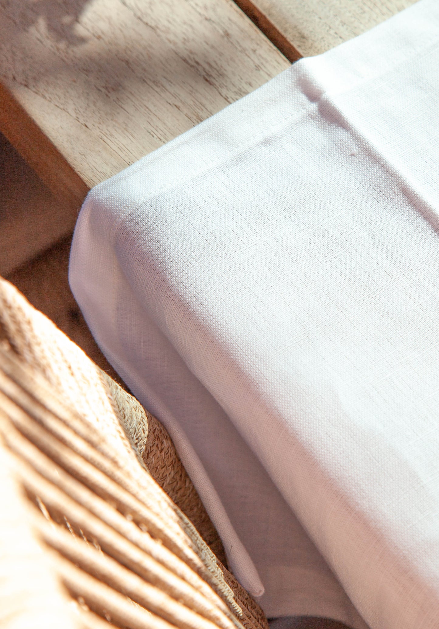 Tablecloth White 250x150